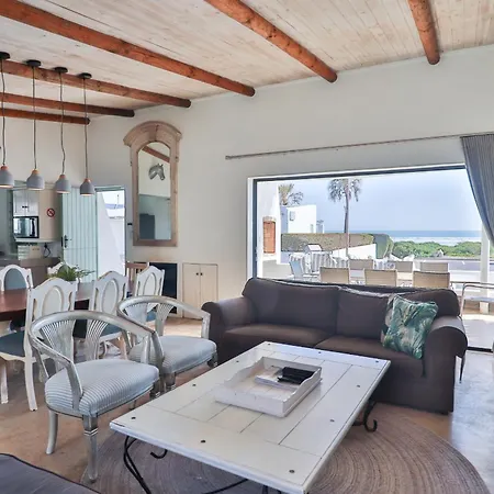 Over The Moon Paternoster Exterior photo