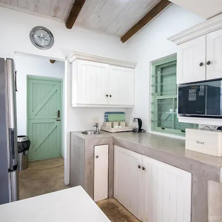Over The Moon Paternoster Exterior photo